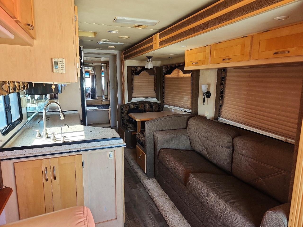 2006 FREIGHTLINER All other VIN 4UZAB2DC66CW24659 photo 6