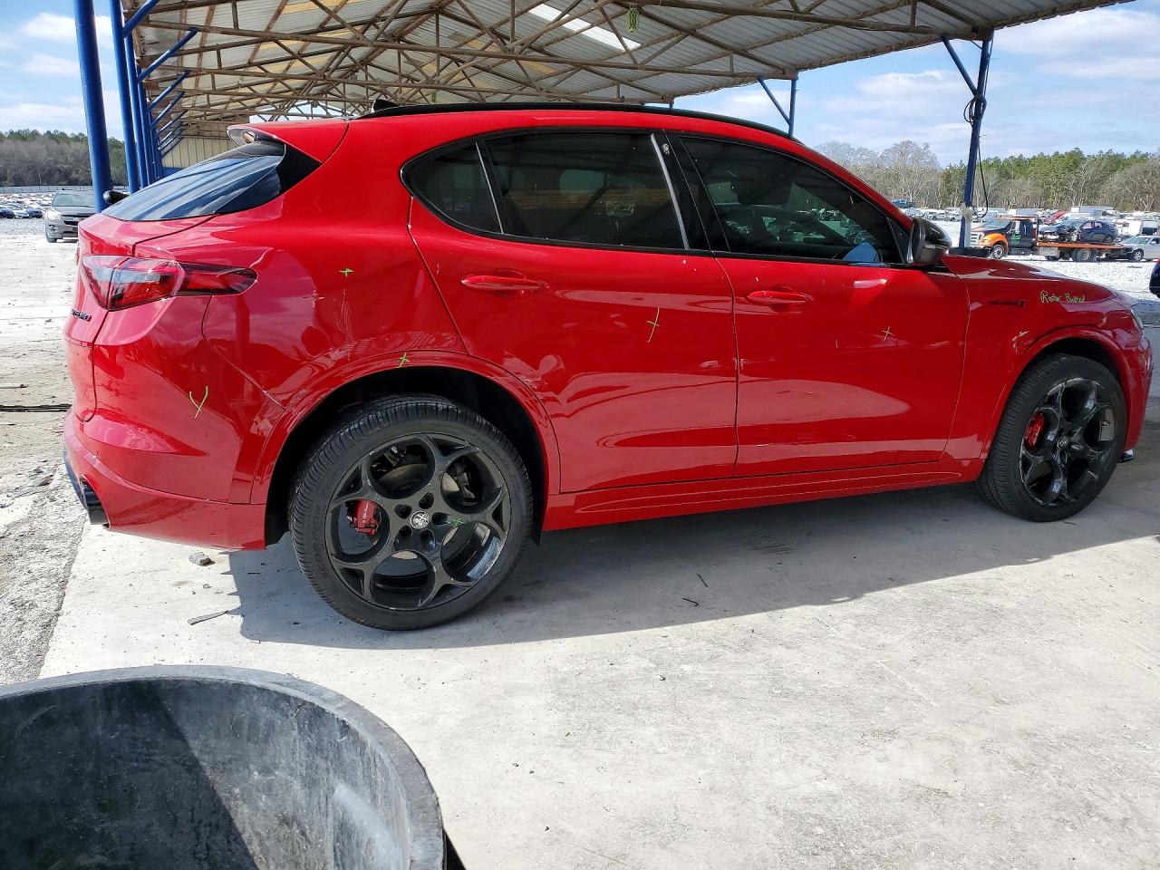 2022 Alfa Stelvio VIN ZASPAKBN5N7D24888 photo 3