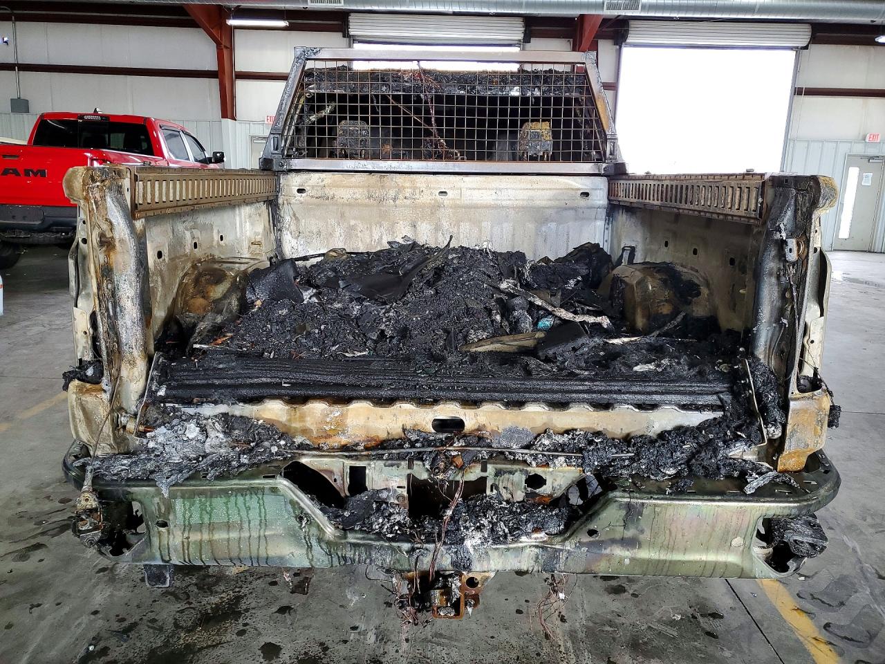 2022 Chevrolet All models VIN 3GCUDAED0NG512223 photo 6
