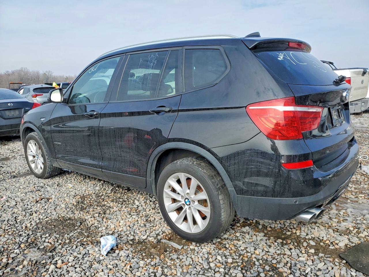 2017 BMW X3 VIN 5UXWX9C34H0T25499 photo 2