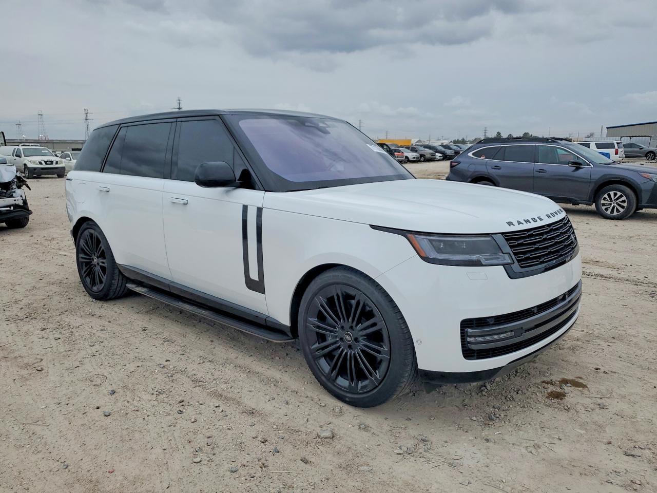 2023 Land Rangerover VIN SALKPBE7XPA025006 photo 4