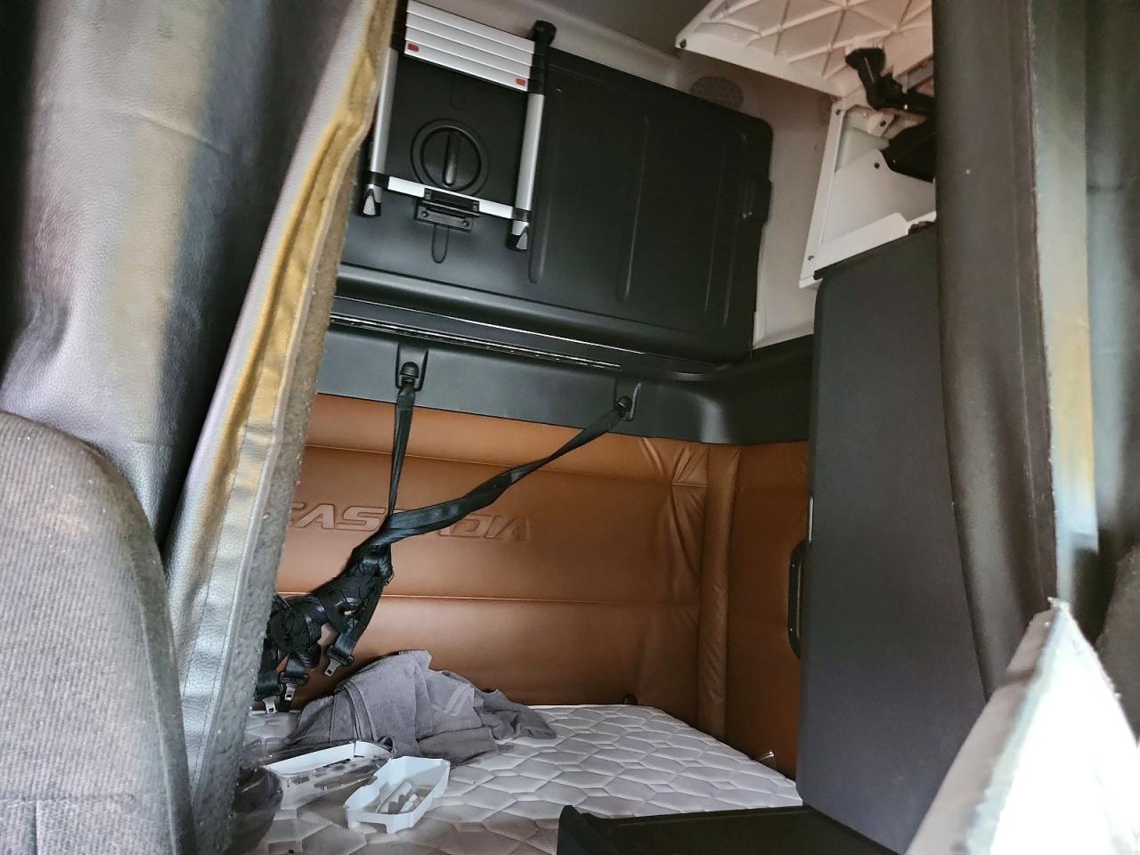 2020 FREIGHTLINER All other VIN 3AKJHHDR7LSLP9809 photo 6