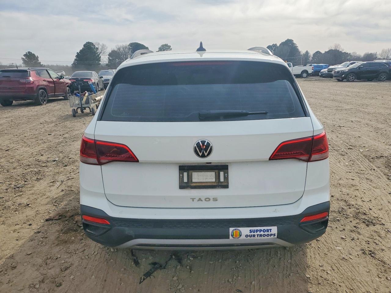 2024 Volkswagen Taos s VIN 3VV5X7B23RM067874 photo 6