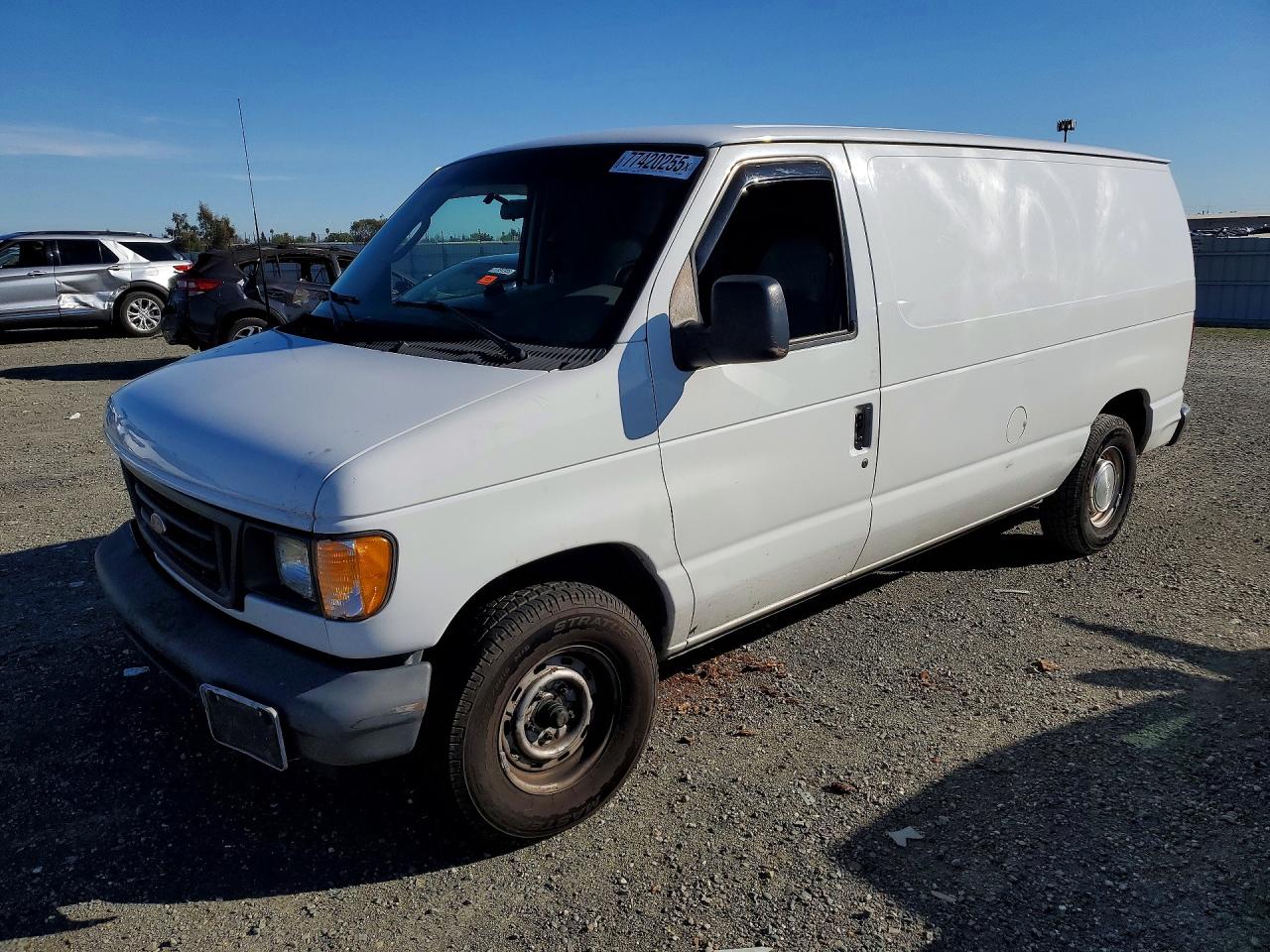 2003 Ford Econoline VIN 1FTRE14283HA02059 photo 1