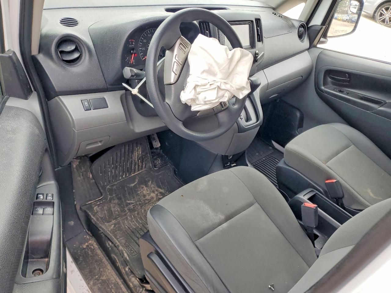 2020 NISS Nv200 comp VIN 3N6CM0KN3LK699791 photo 8