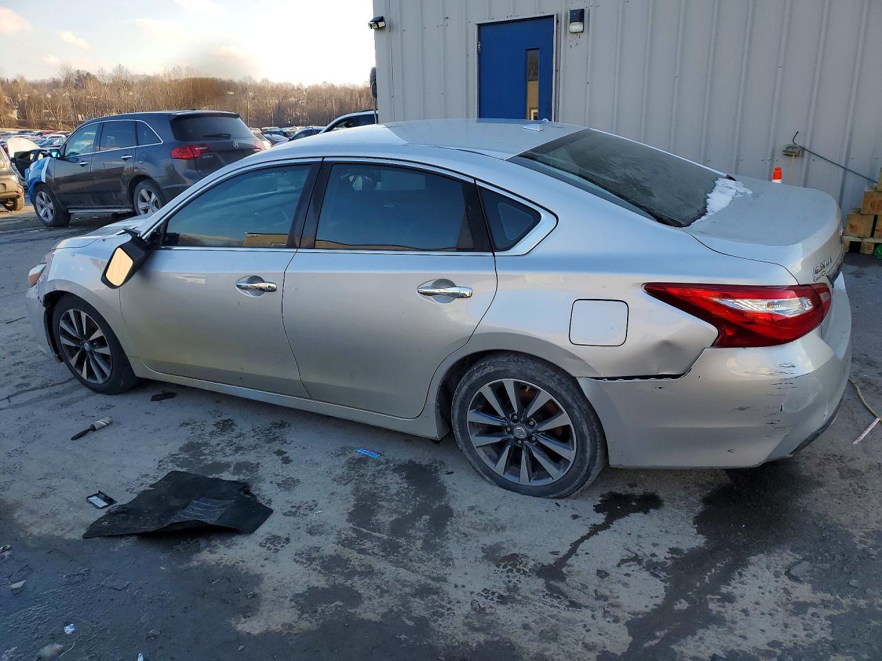 2017 Nissan Altima VIN 1N4AL3AP0HC156497 photo 2