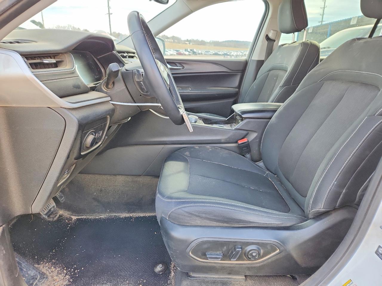 2023 Jeep Grand cher VIN 1C4RJKAG7P8802519 photo 7