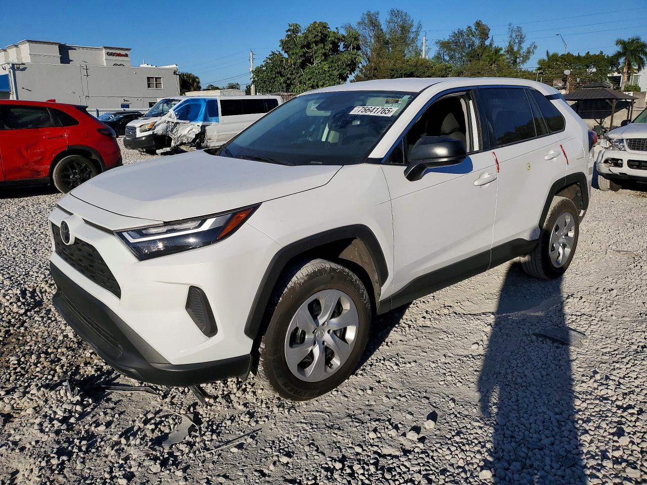 2025 Toyota Rav4 VIN 2T3H1RFV3SC308626 photo 1