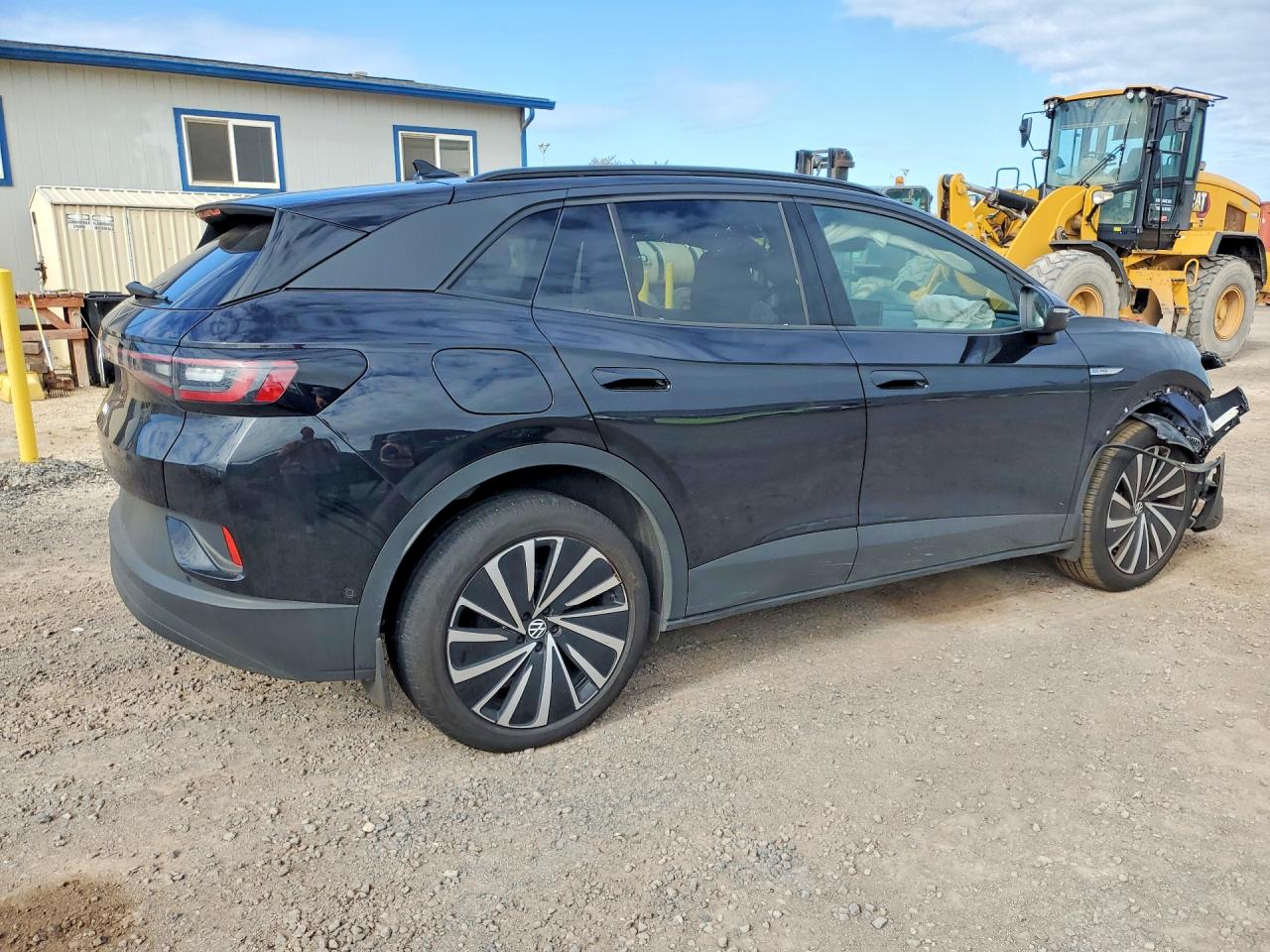 2025 Volkswagen All other VIN 1V2DSPE84SC005544 photo 3