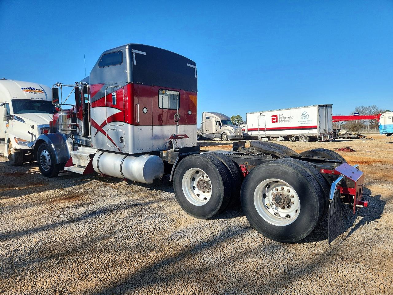 2000 KENWORTH All other VIN 1XKWDB9X5YR838207 photo 3