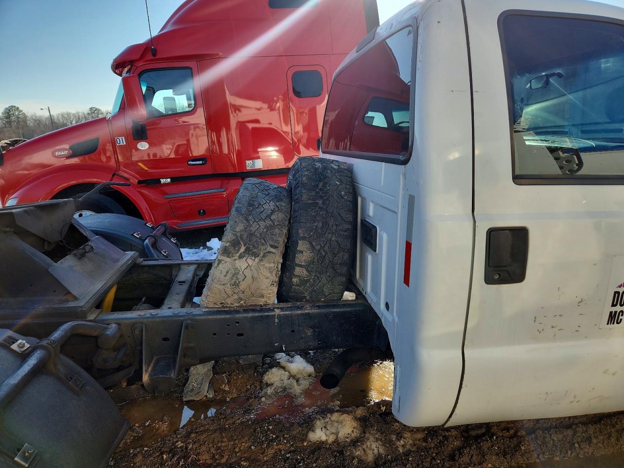 1999 Ford F450 VIN 1FDXF46F2XEA89112 photo 10