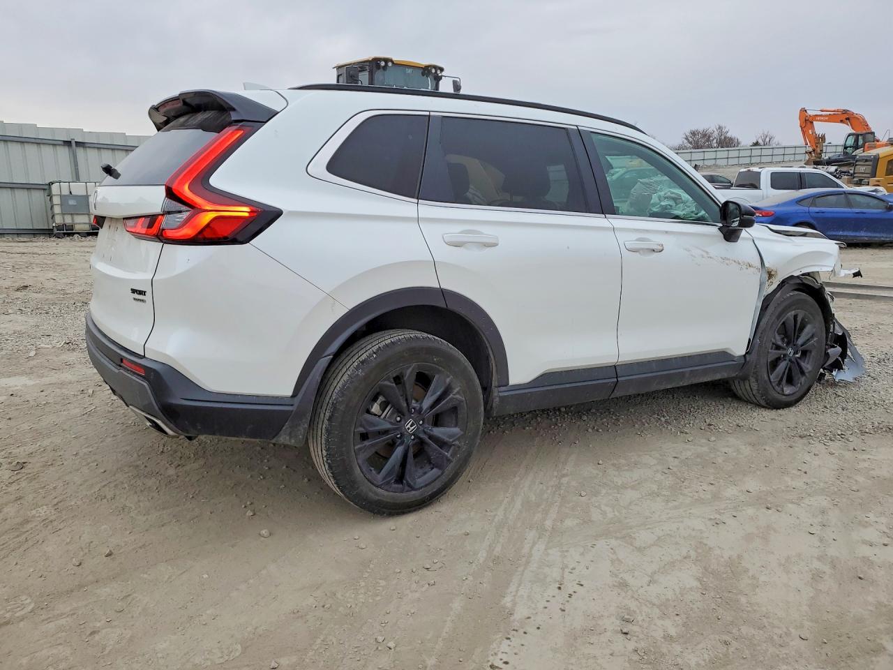 2024 Honda Crv VIN 7FARS6H92RE067645 photo 3