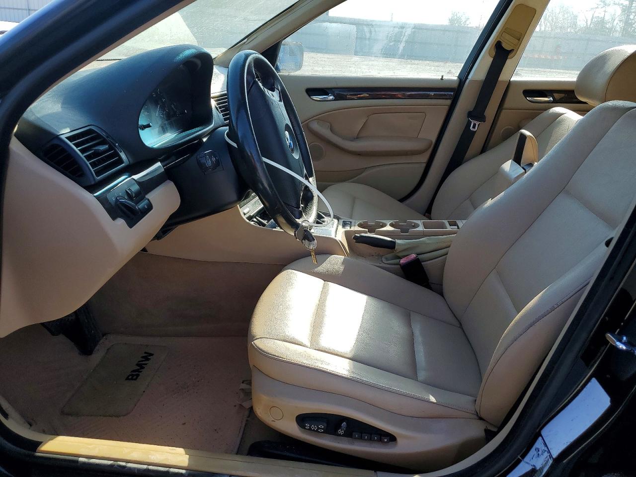 2003 BMW 3 series VIN WBAET37483NJ32600 photo 7