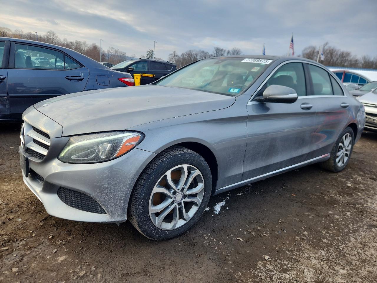 2015 Mercedes-Benz C class VIN 55SWF4KB7FU005686 photo 1