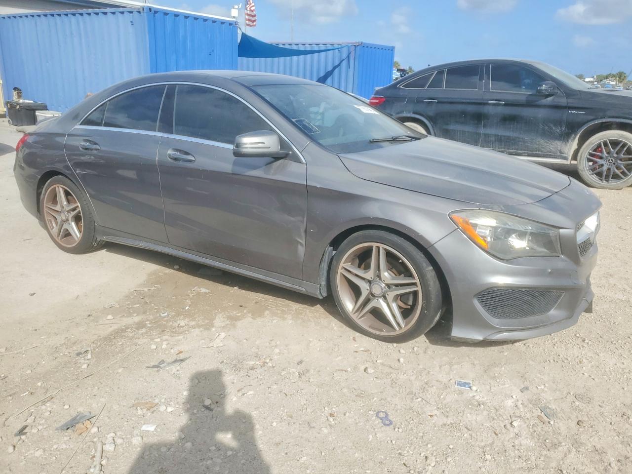 2015 Mercedes-Benz Cla-class VIN WDDSJ4EB0FN275053 photo 4