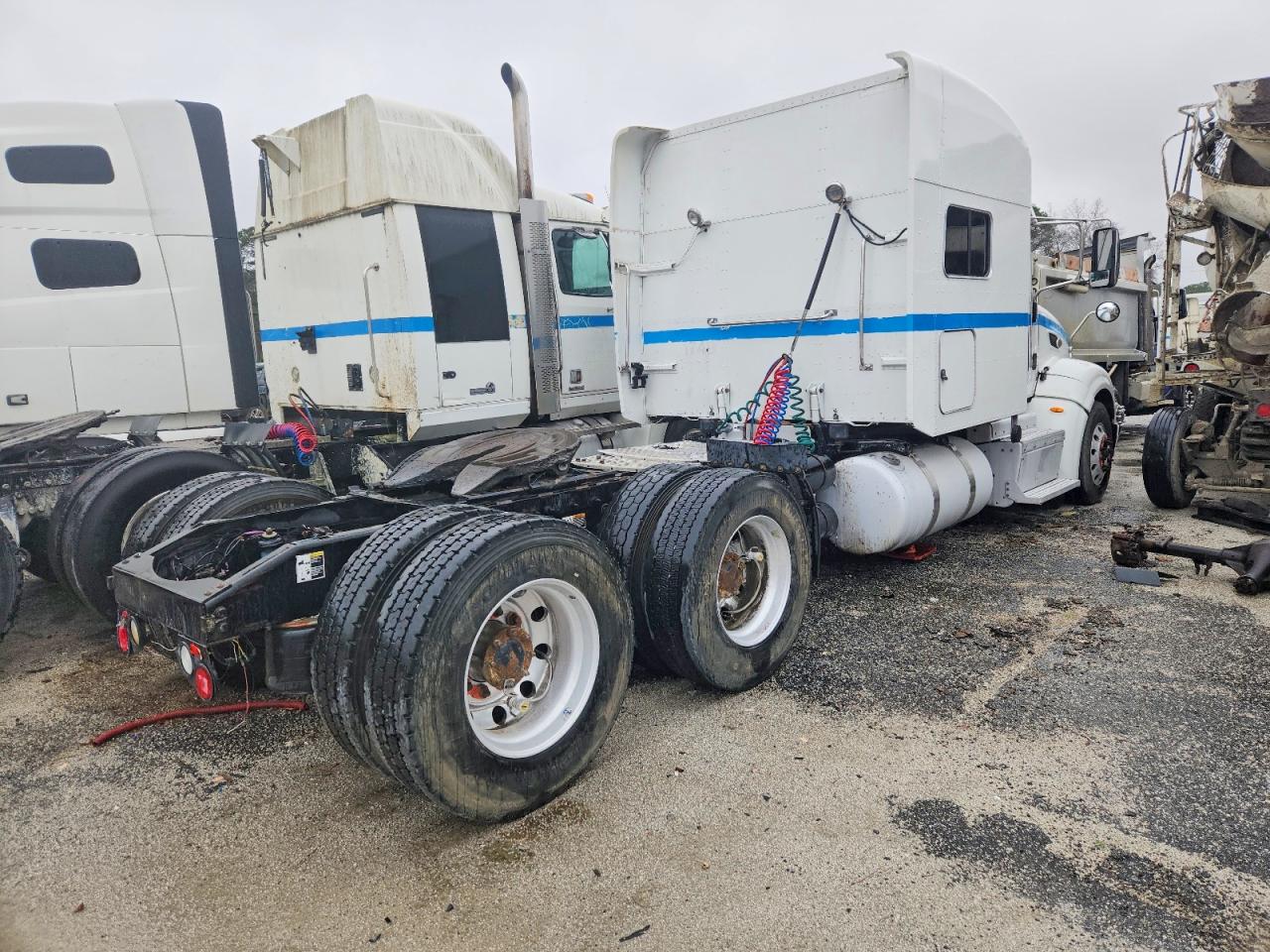 2014 PETERBILT All models VIN 1XPHDP9XXED225993 photo 4