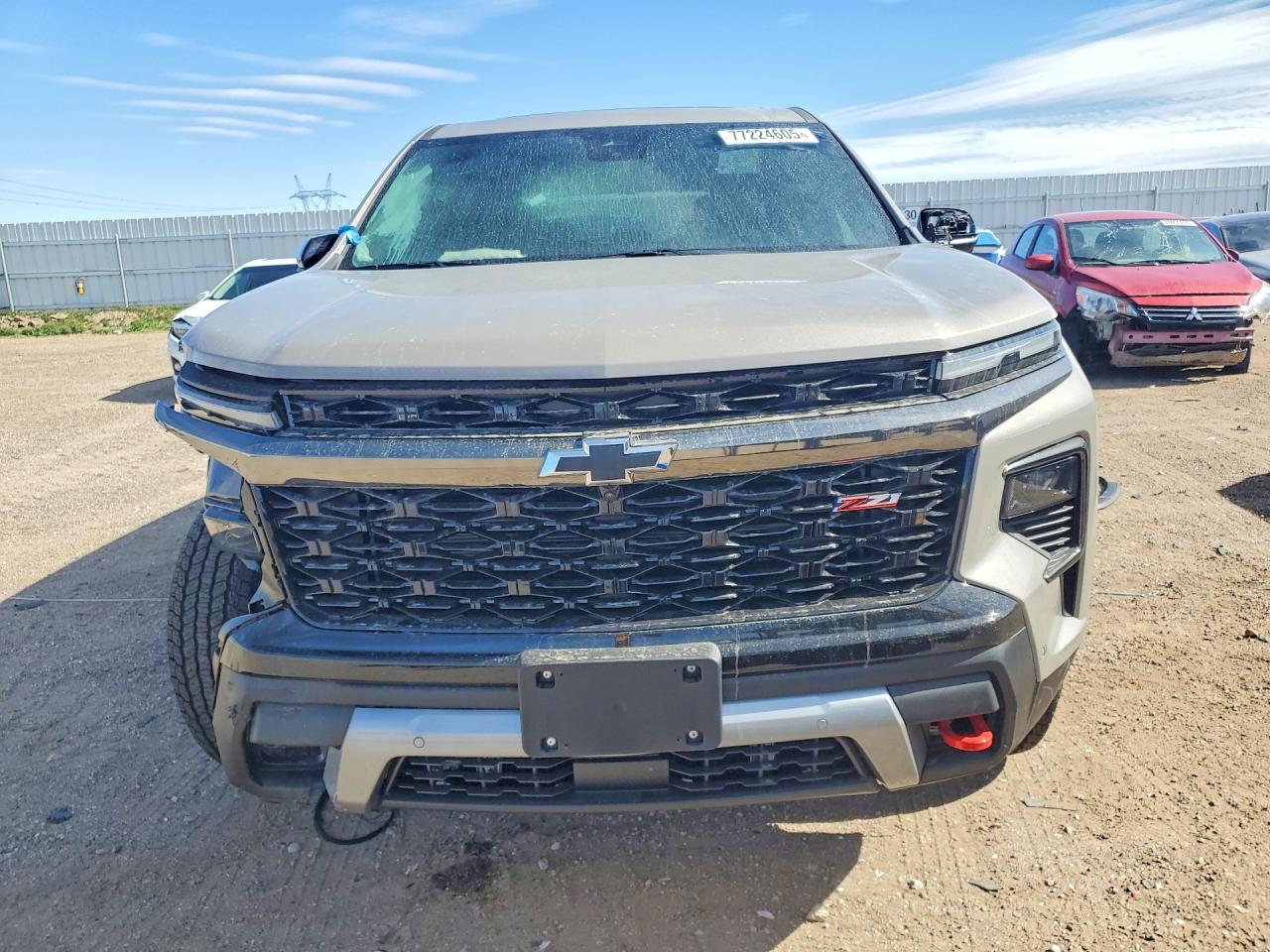 2026 Chevrolet Traverse z VIN 1GNEVJKS4TJ230285 photo 5