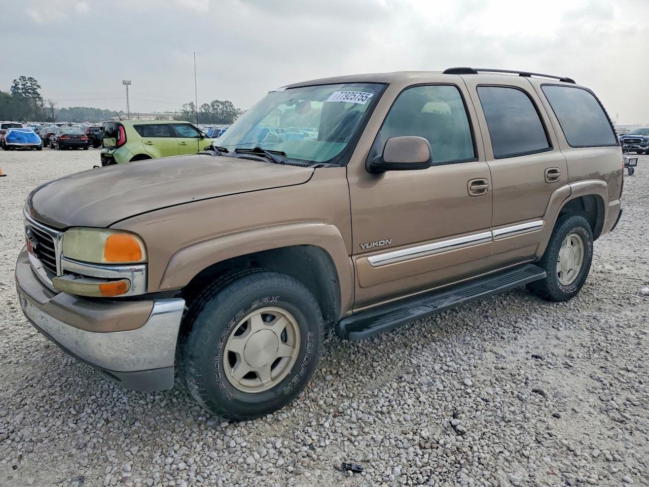 2004 GMC Yukon VIN 1GKEC13V94R265192 photo 1