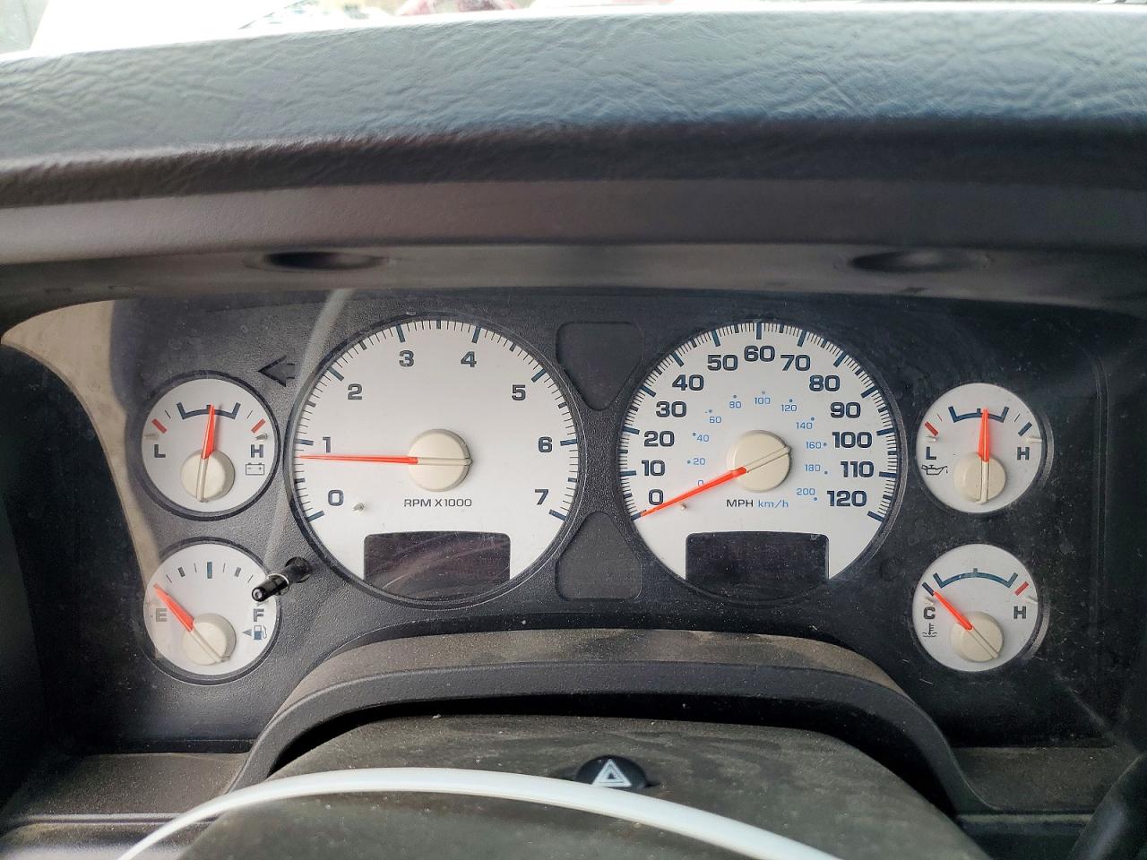 2005 Dodge Ram 1500 VIN 1D7HU18D65S303287 photo 9