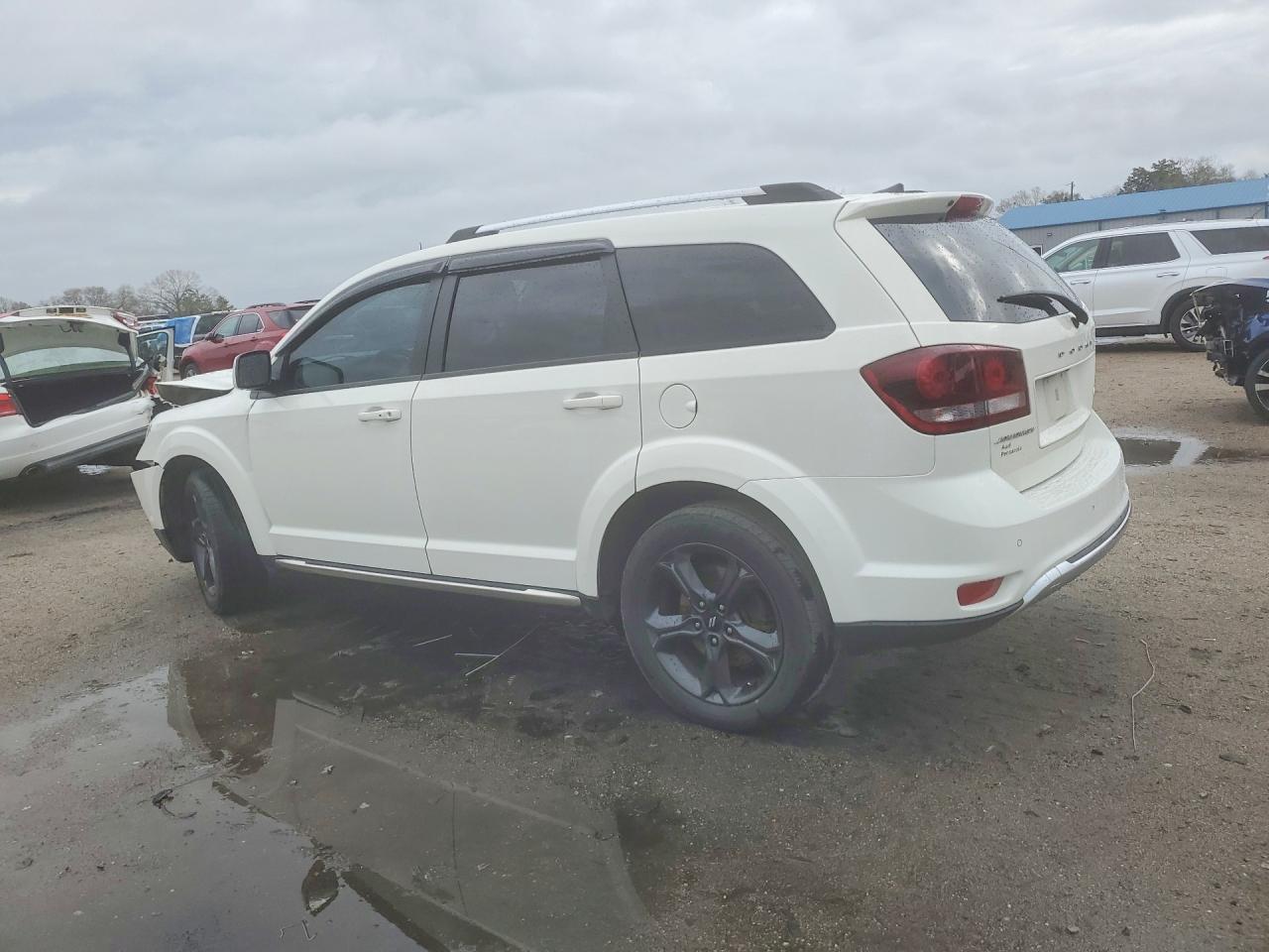 2020 Dodge Journey VIN 3C4PDCGB4LT264308 photo 2