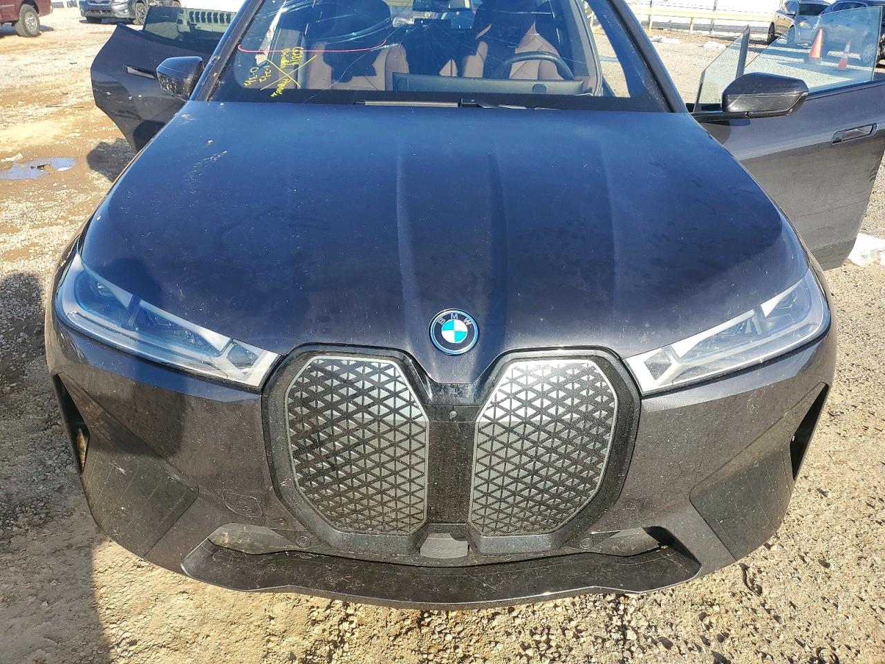 2024 BMW Ix m60 VIN WB533CF00RCN49864 photo 12