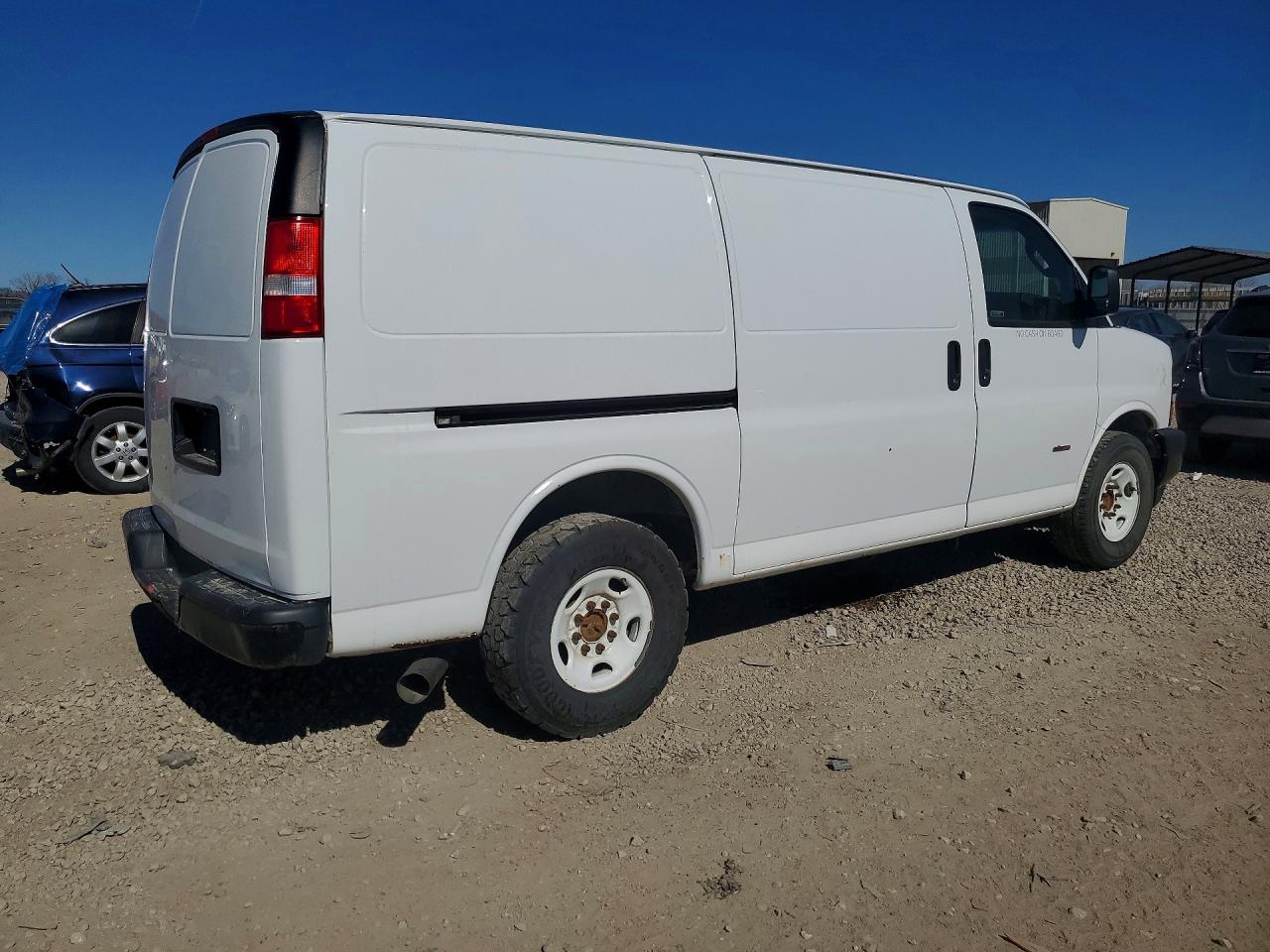2017 CHEVROLET Express g2 VIN 1GCWGAF13H1325386 photo 3