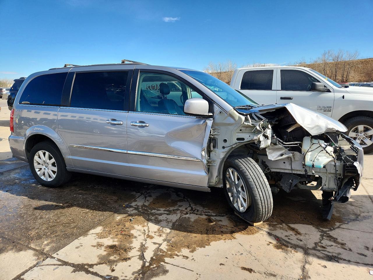 2014 Chrysler Minivan VIN 2C4RC1BG6ER409910 photo 4