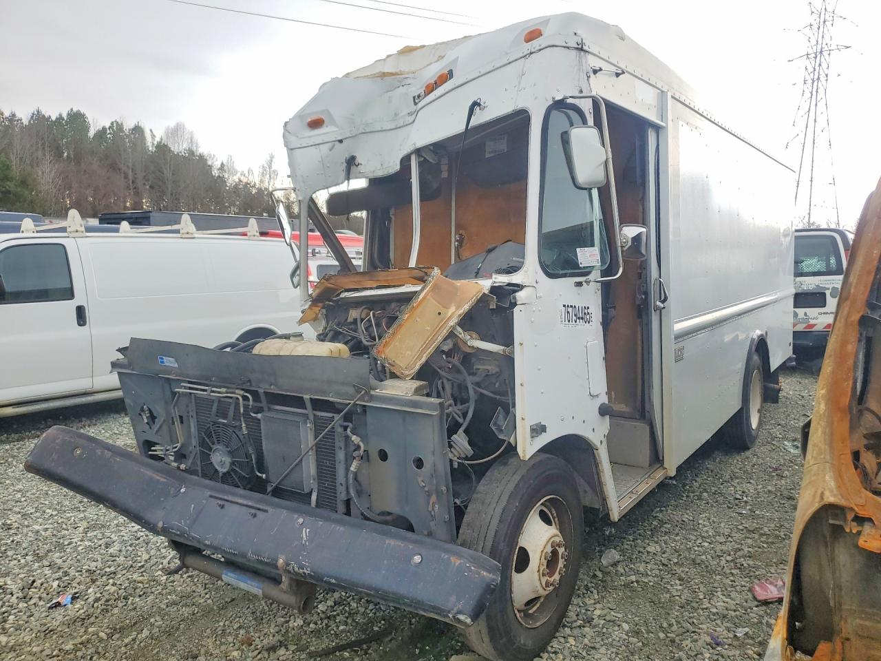 2003 WORKHORSE All models VIN 5B4HP42Y333359828 photo 1