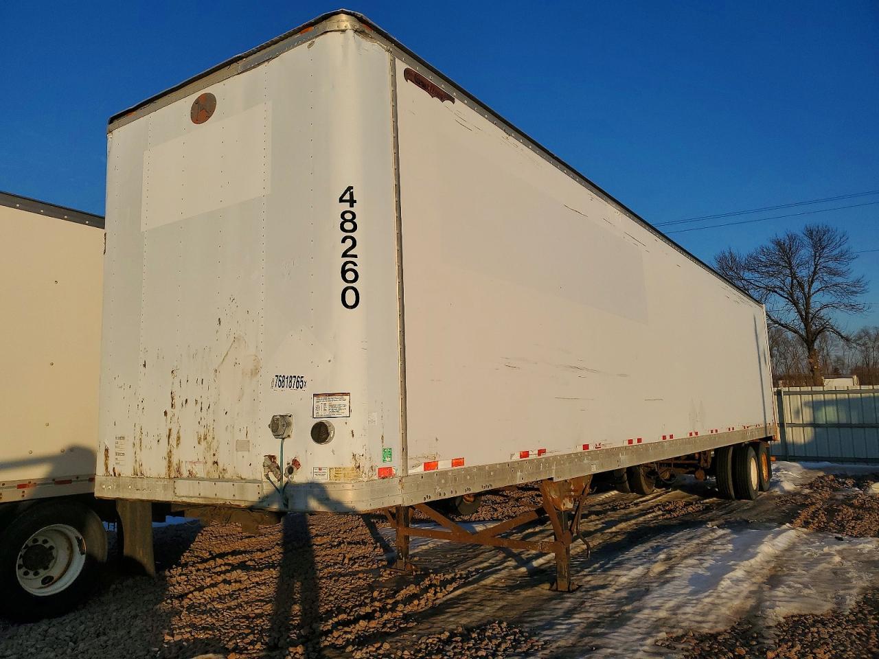 2000 GREAT All models VIN 1GRAA9620YB018020 photo 2