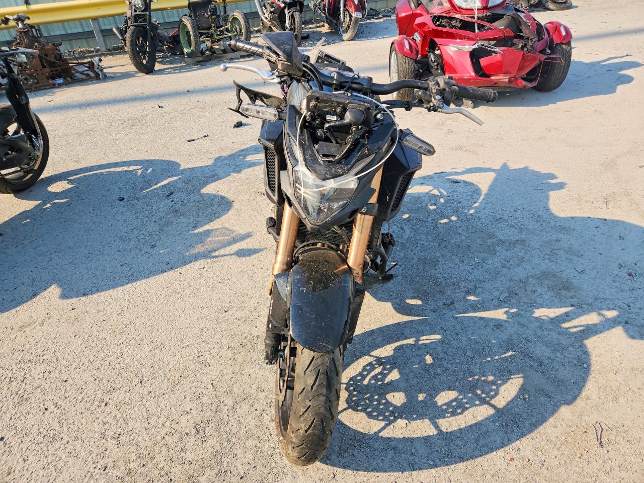 2023 Honda Cb cycle VIN MLHPC6354P5401027 photo 2