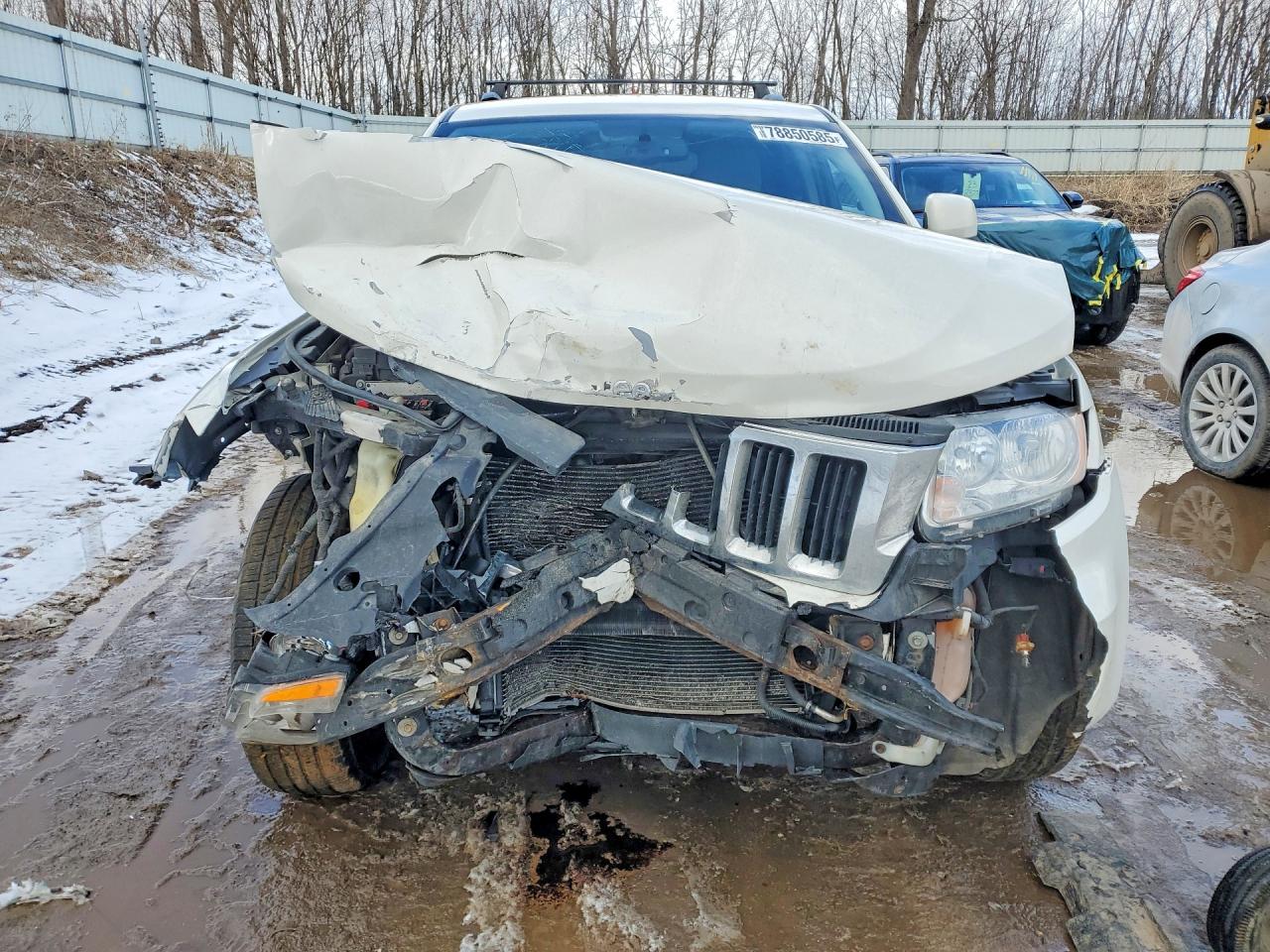 2012 Jeep Cherokee VIN 1C4RJFAG9CC174655 photo 5