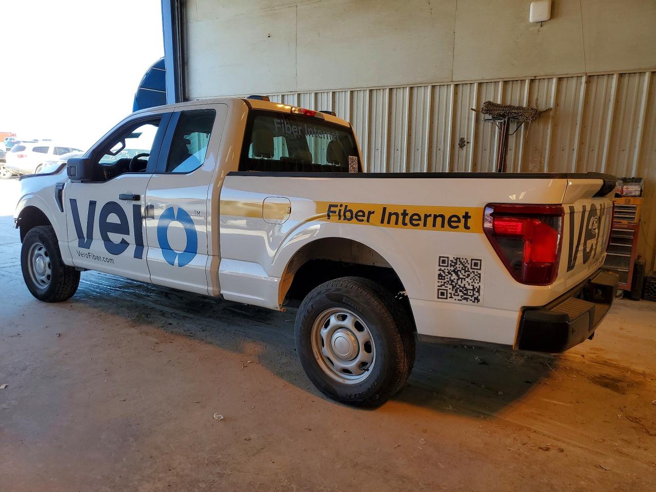 2025 Ford F150 VIN 1FTEX1LP0SKD58352 photo 2