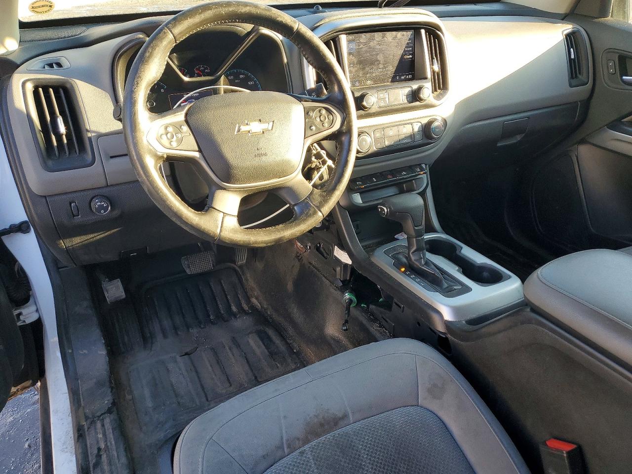 2020 Chevy Colorado VIN 1GCHSCEAXL1228635 photo 8