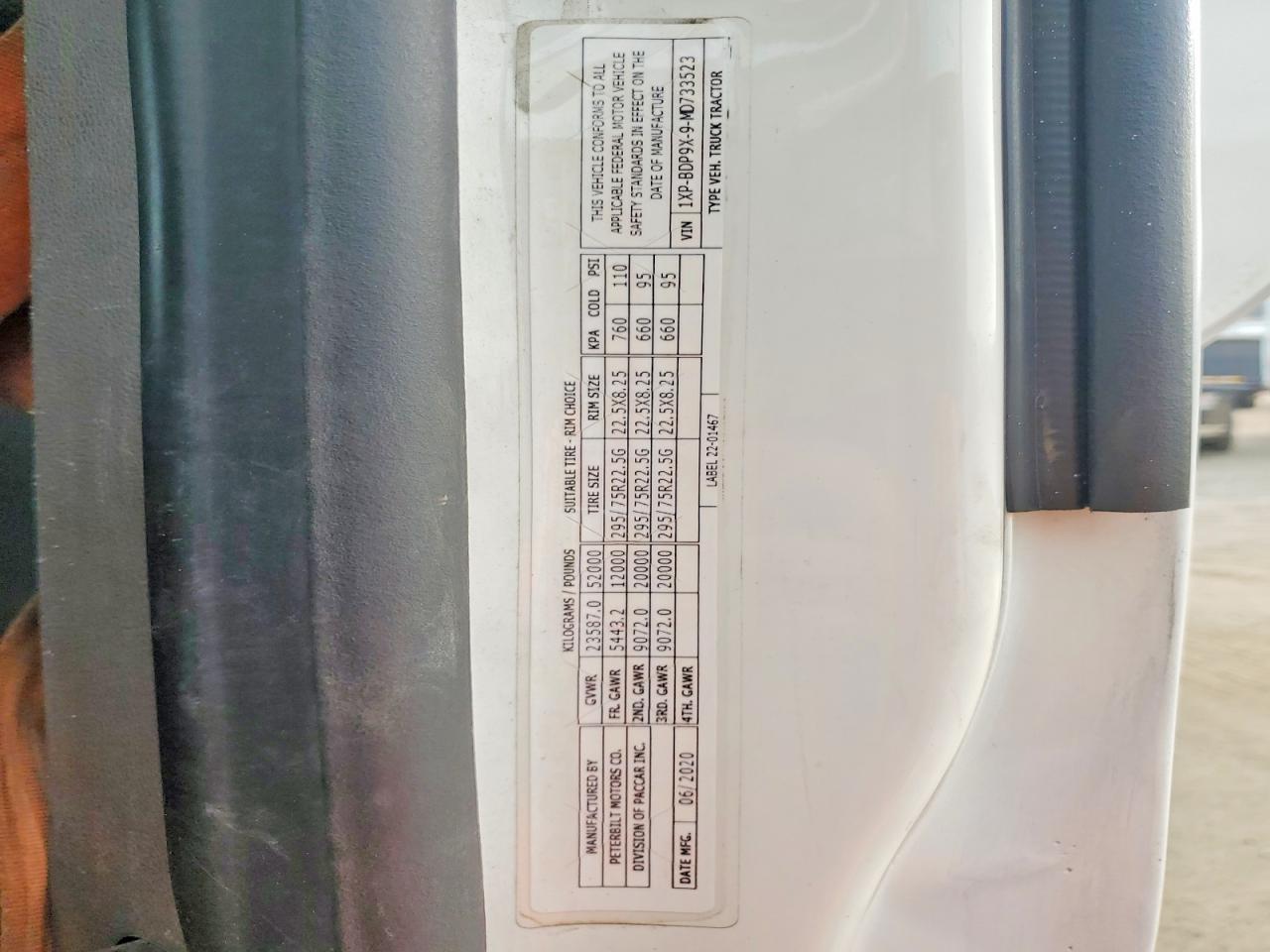 2021 PETERBILT All models VIN 1XPBDP9X9MD733523 photo 10