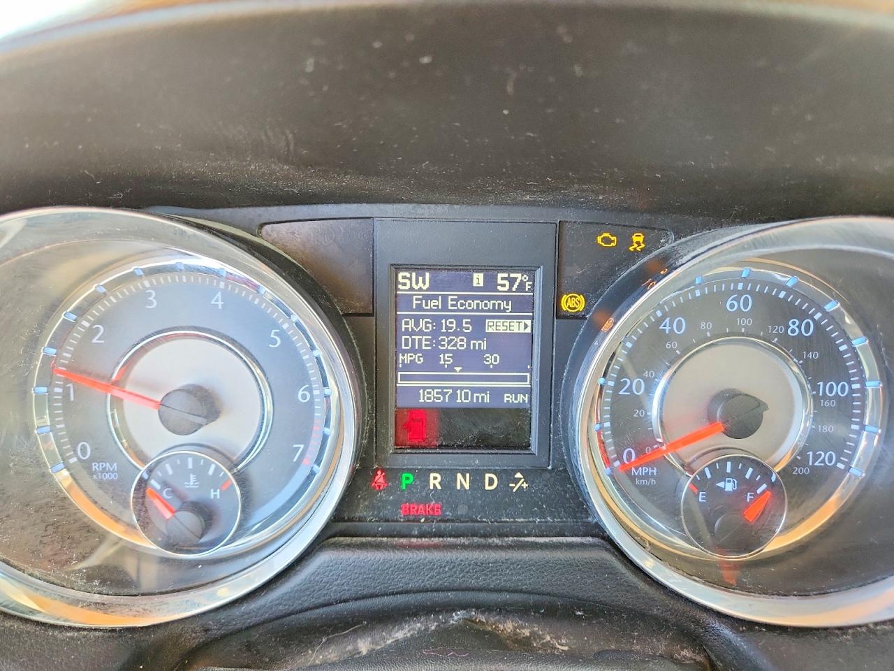2014 Chrysler Minivan VIN 2C4RC1BG6ER409910 photo 9