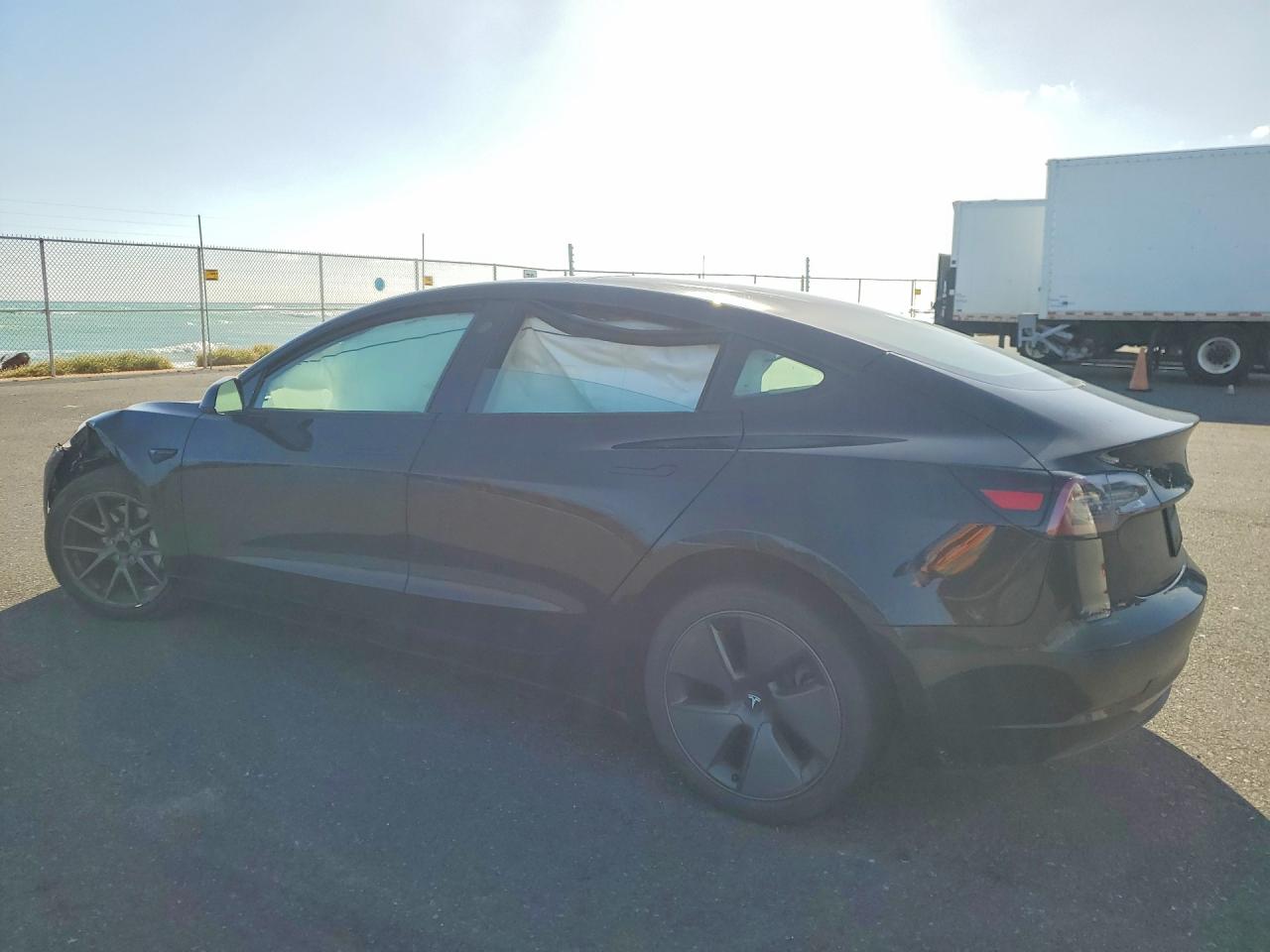 2023 Tesla Model 3 VIN 5YJ3E1EA3PF431692 photo 2