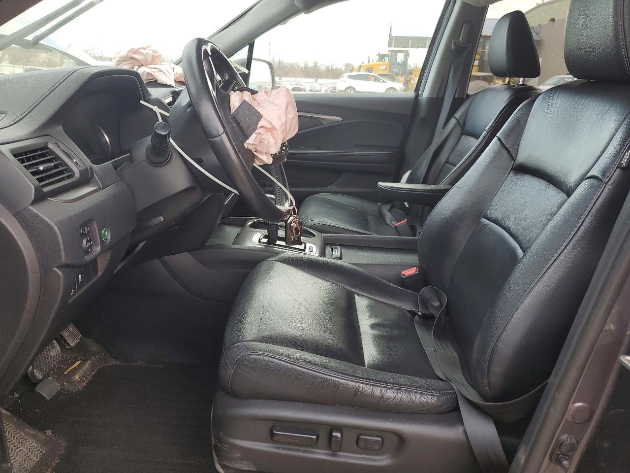 2019 Honda Pilot VIN 5FNYF6H59KB046600 photo 7