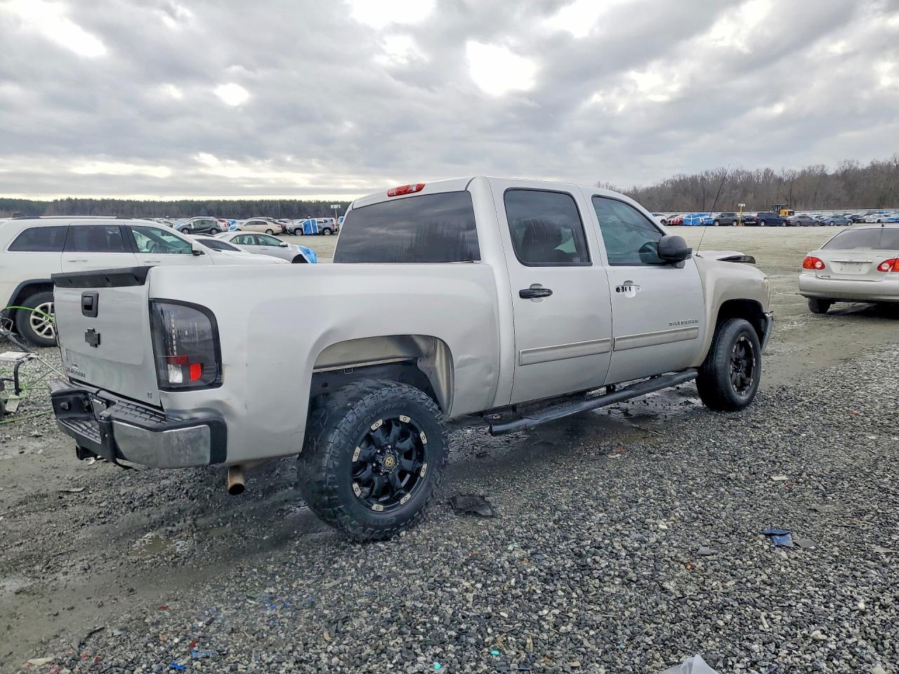 2013 Chev All models VIN 3GCPCSEA0DG113306 photo 3