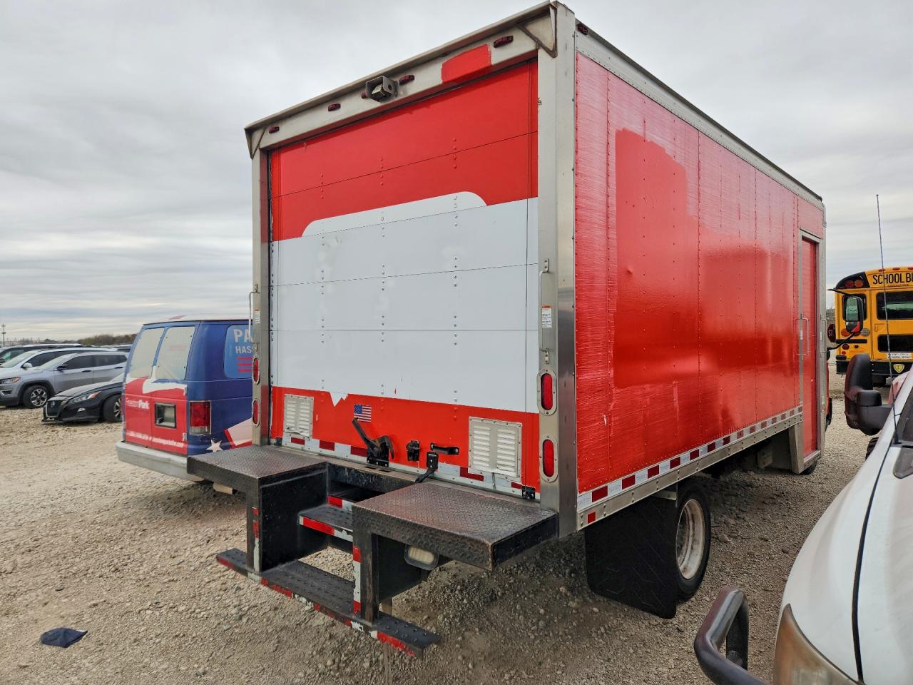 2018 HINO All models VIN JHHSDM2H1JK006223 photo 3
