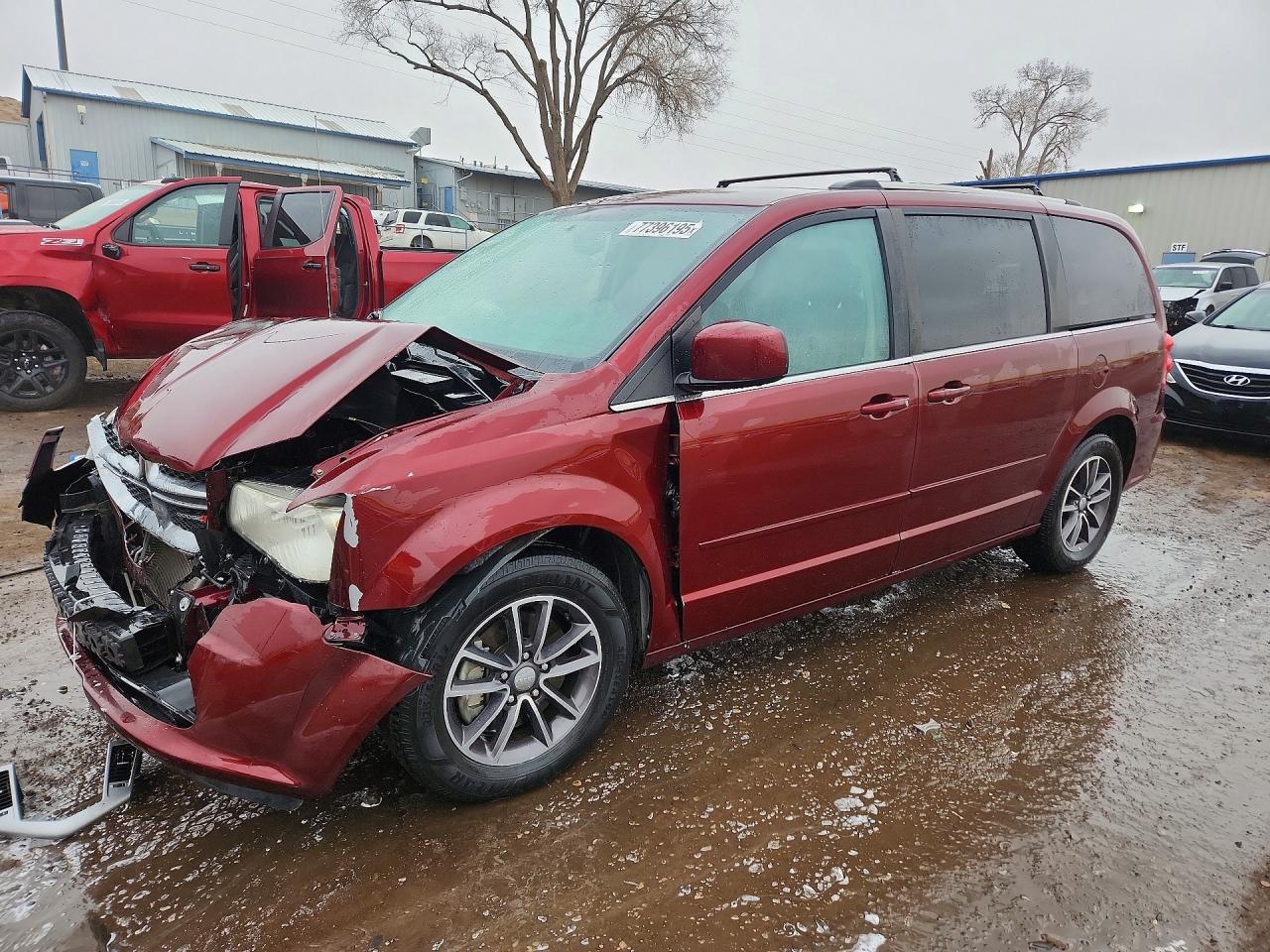 2017 Dodge Caravan VIN 2C4RDGCG6HR808609 photo 1