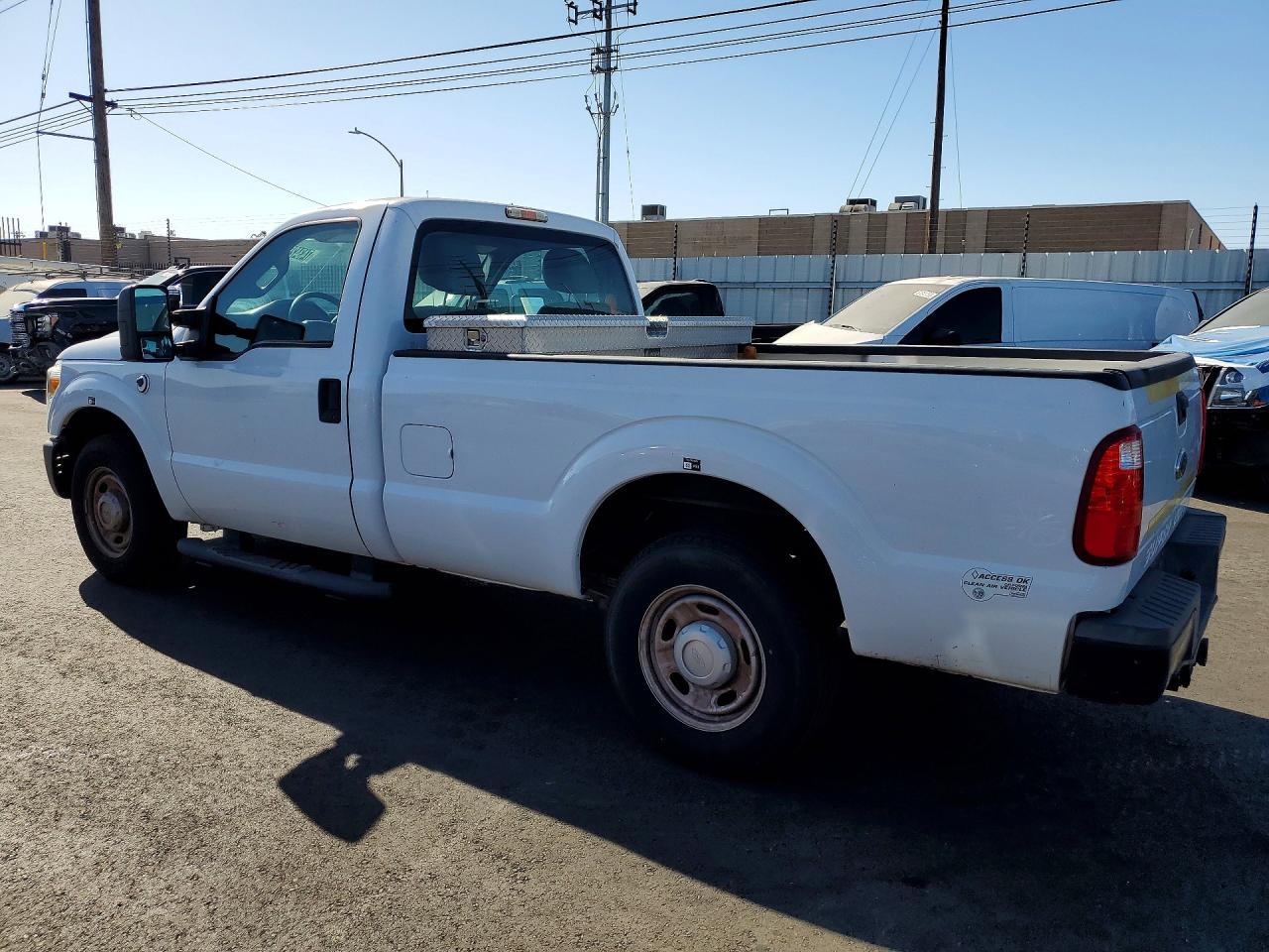 2013 Ford F250 VIN 1FTBF2A63DEB82095 photo 2