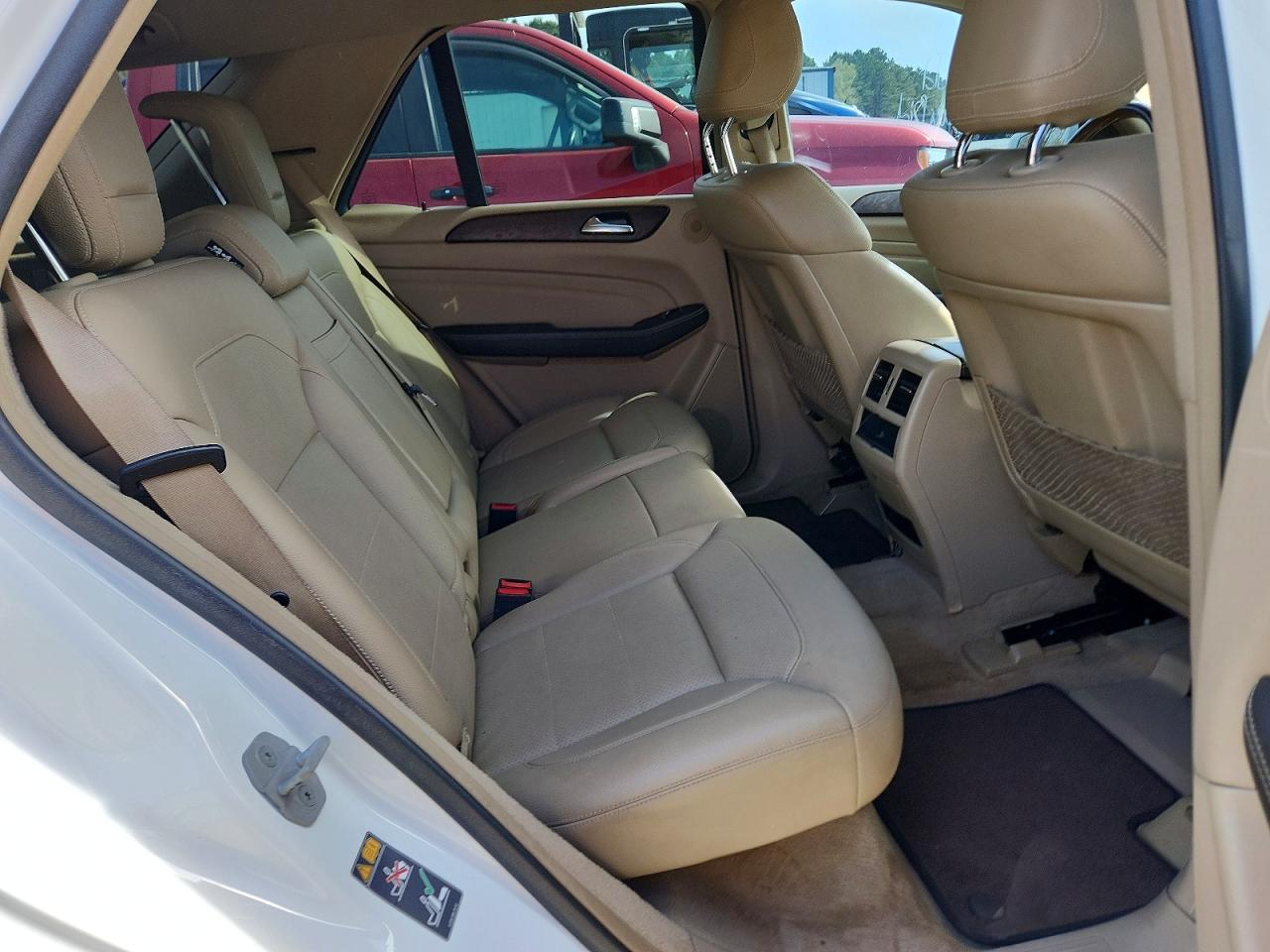 2015 Mercedes-Benz M-class VIN 4JGDA5JB6FA556582 photo 11