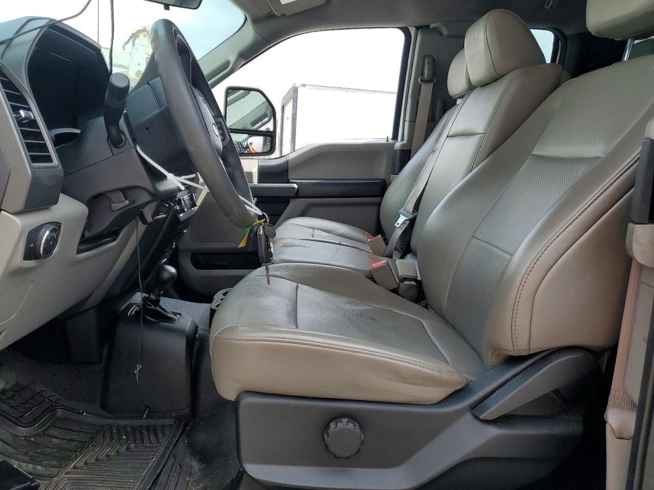 2018 Ford F350 VIN 1FD8X3F63JEC95302 photo 7
