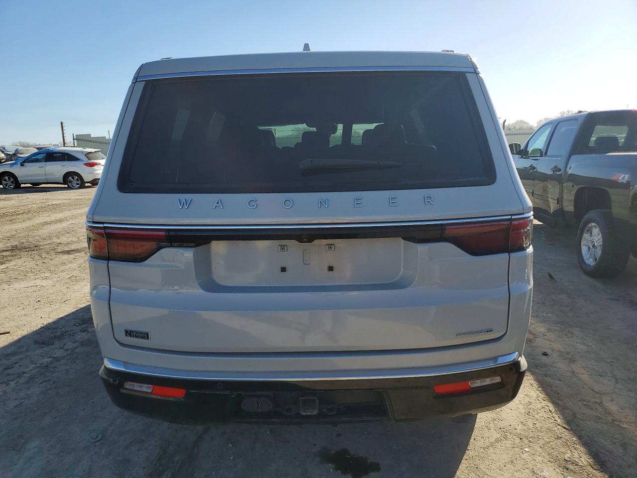 2022 Jeep Wagoneer VIN 1C4SJUBTXNS147930 photo 6