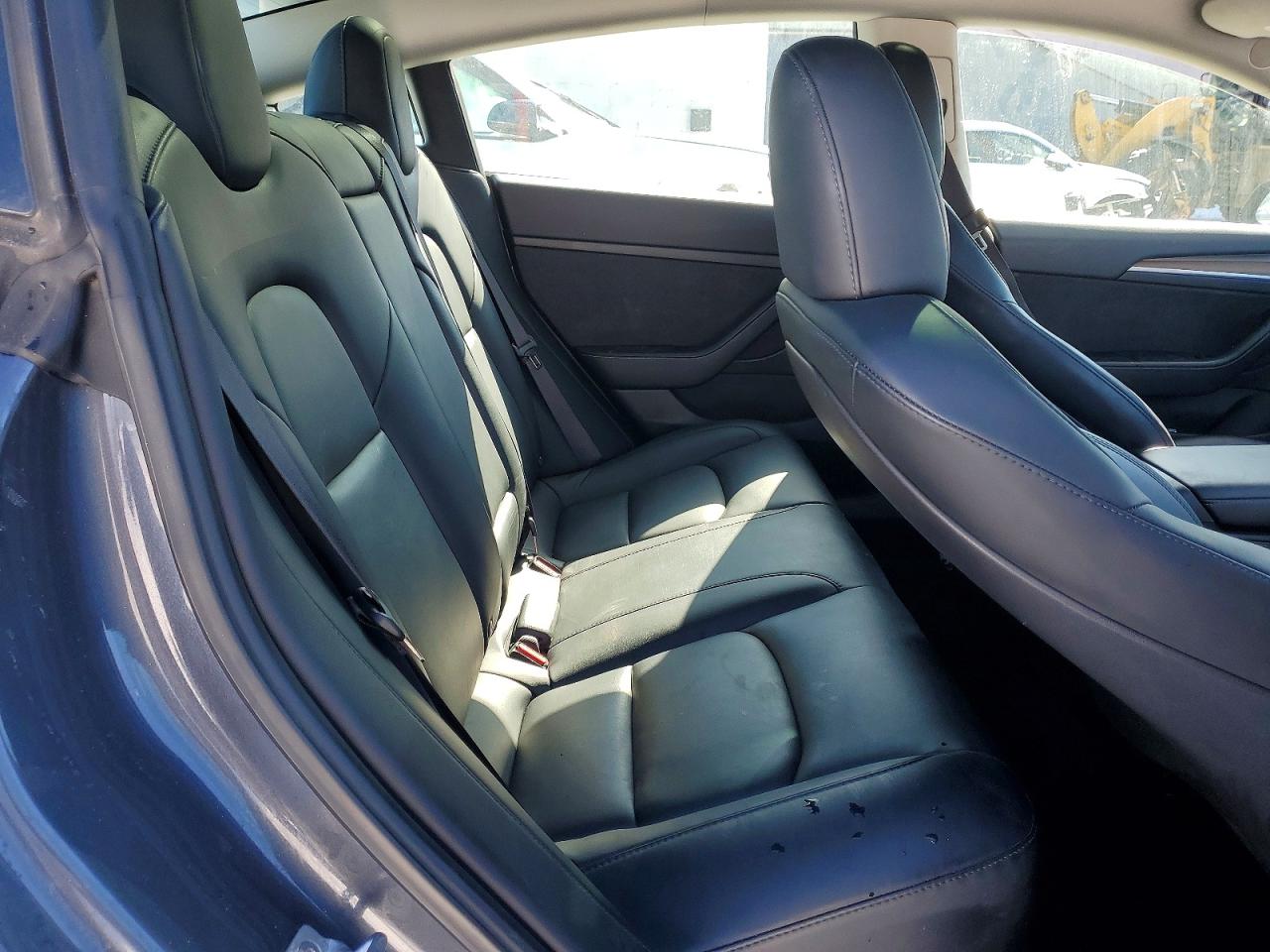 2023 Tesla Model 3 VIN 5YJ3E1EA8PF638028 photo 10