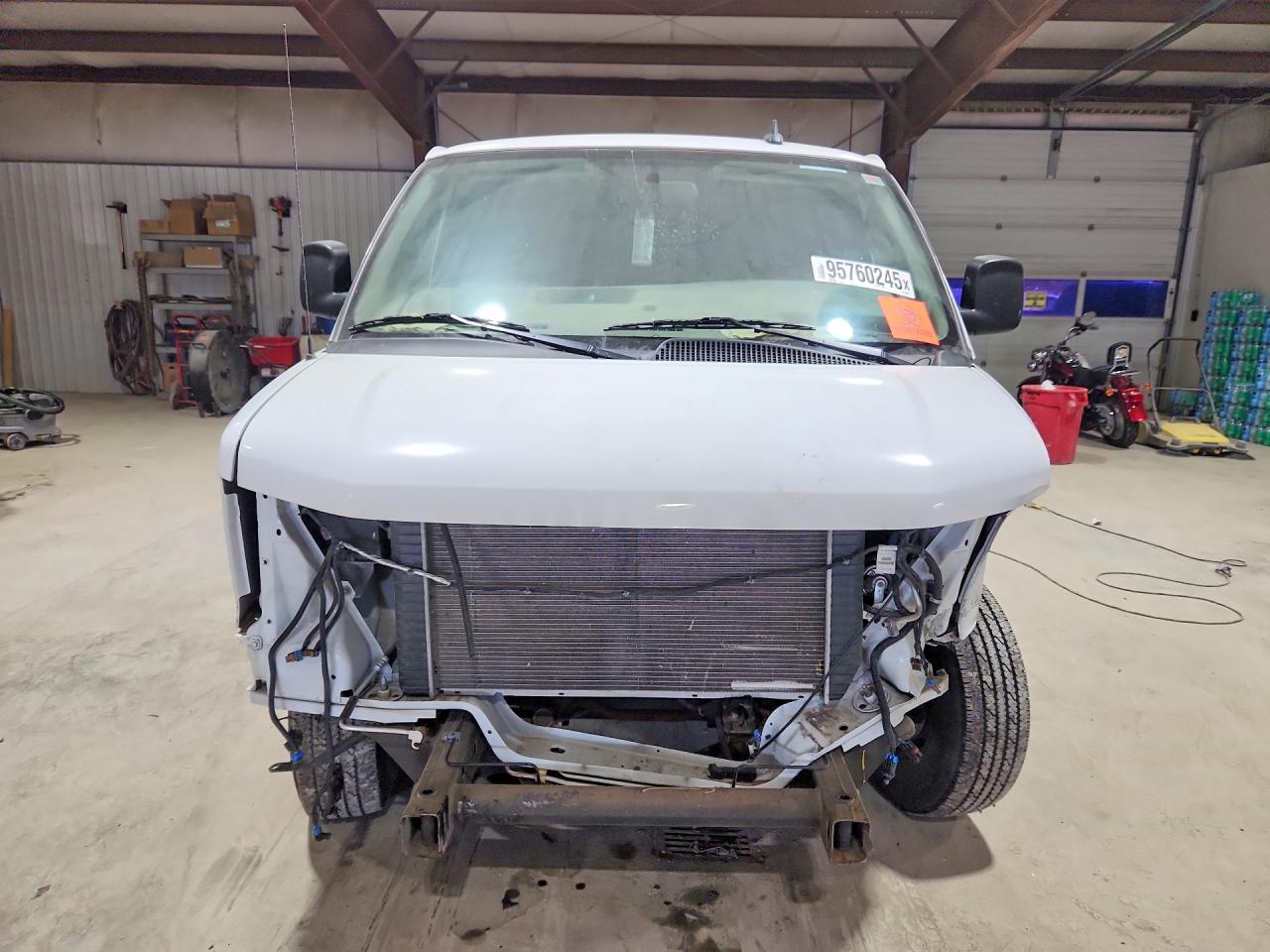 2023 Chevrolet Express VIN 1GCWGAFP0P1259348 photo 5