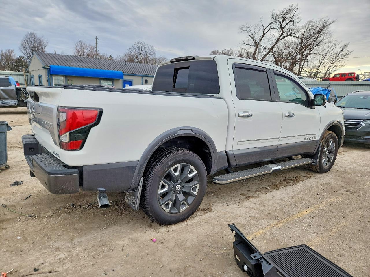 2021 Nissan TITAN VIN 1N6AA1ED0MN509109 photo 3