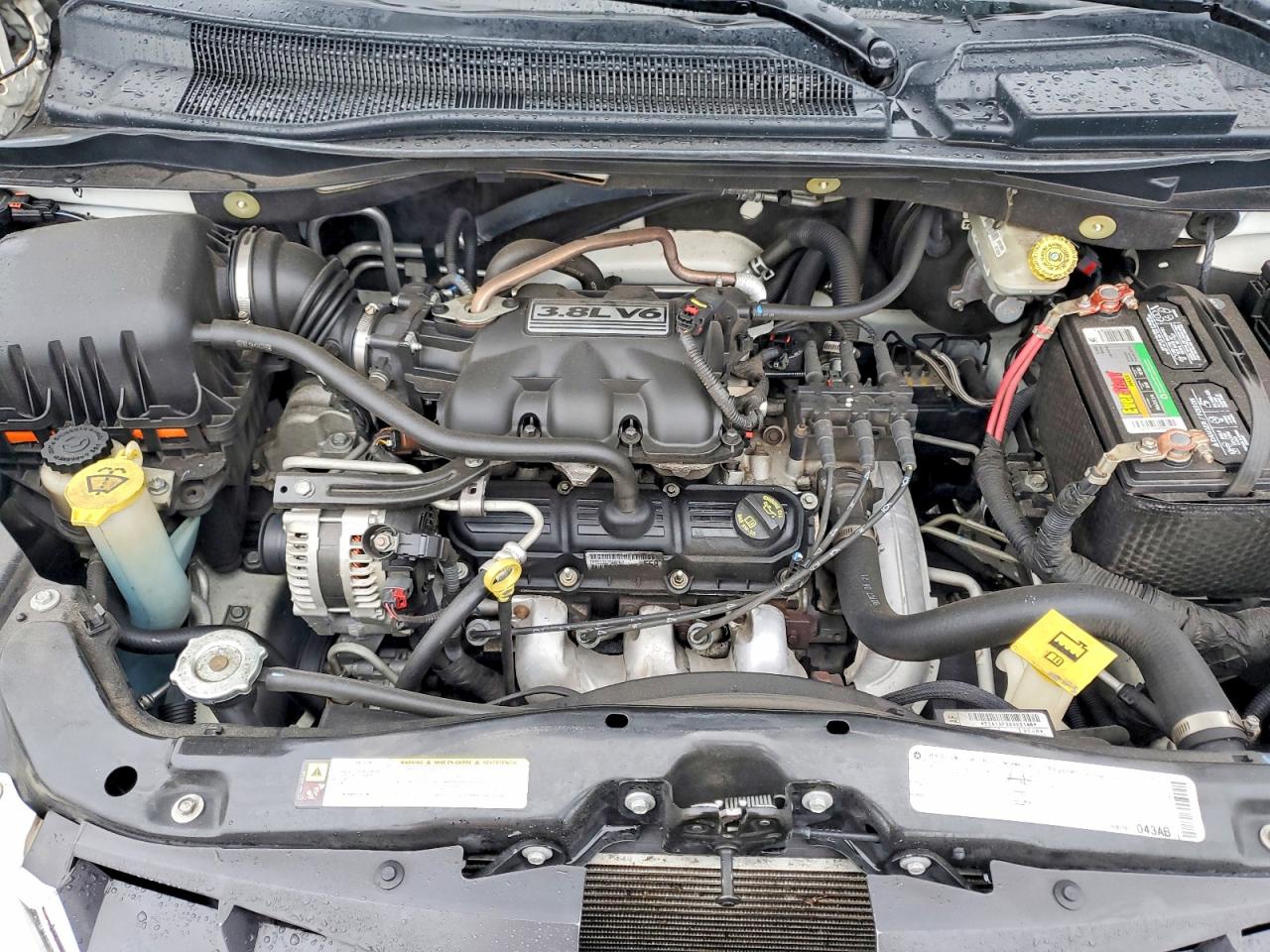 2010 Chrysler Minivan VIN 2A4RR5D12AR151971 photo 12