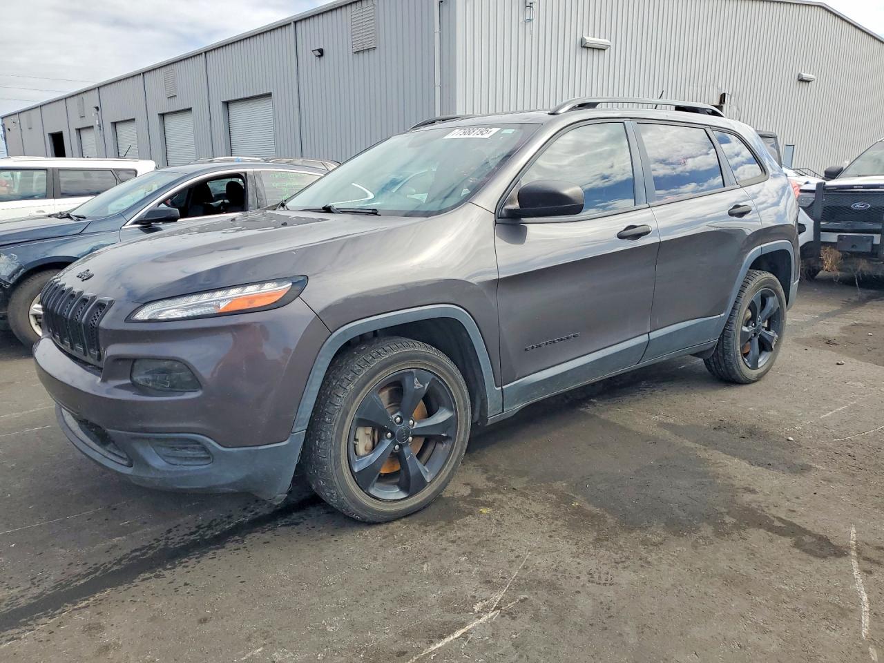 2017 Jeep Grand cher VIN 1C4PJLAS6HW661814 photo 1