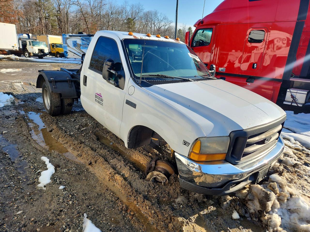 1999 Ford F450 VIN 1FDXF46F2XEA89112 photo 4